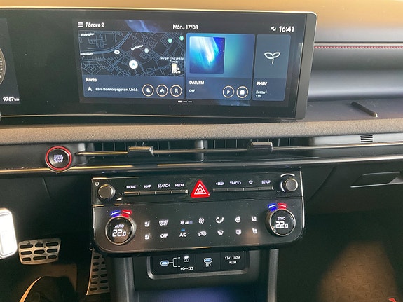 Hyundai Tucson 9 of 14