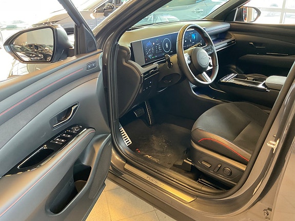 Hyundai Tucson 7 of 14
