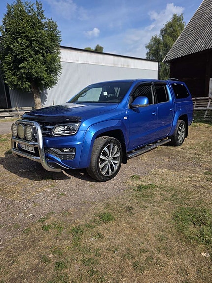 Volkswagen Amarok 2 of 9