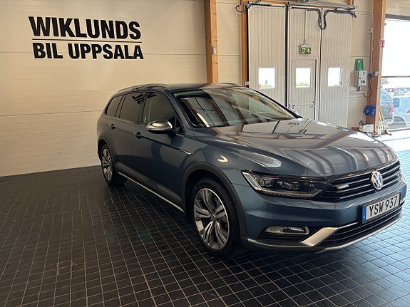 Volkswagen Passat Alltrack 3 of 23