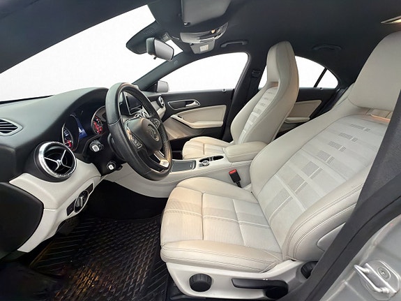 Mercedes-Benz CLA220 d 11 of 30