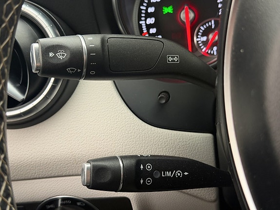 Mercedes-Benz CLA220 d 24 of 30