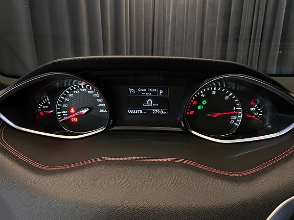 Peugeot 308 SW 9 of 30