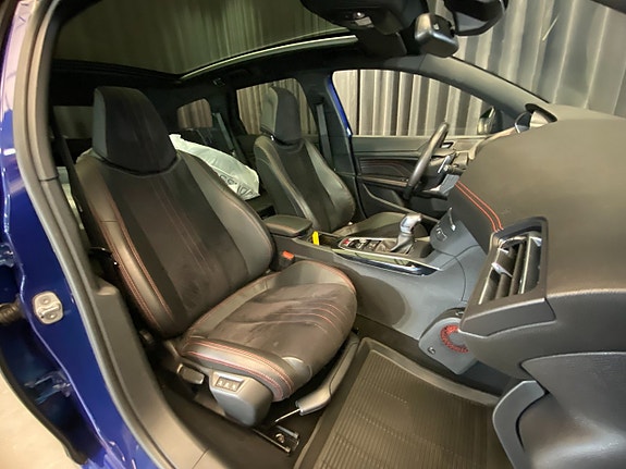 Peugeot 308 SW 8 of 30