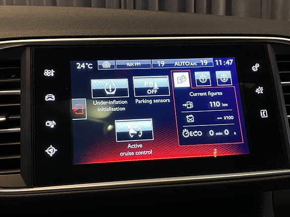 Peugeot 308 SW 11 of 30