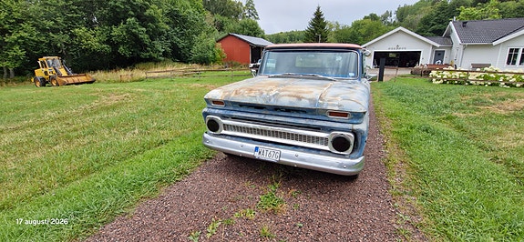 Chevrolet C10 4 of 5