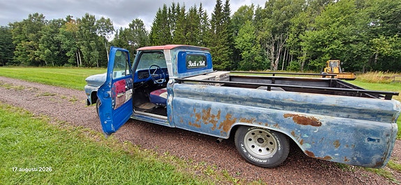 Chevrolet C10 3 of 5