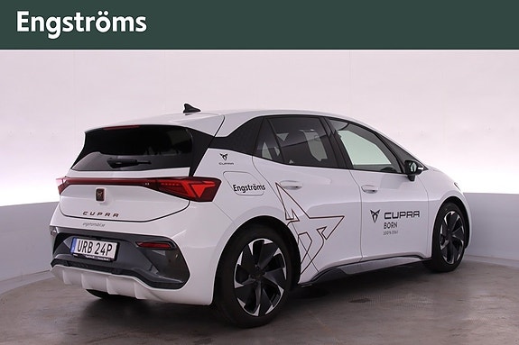 Cupra Born 3 of 12