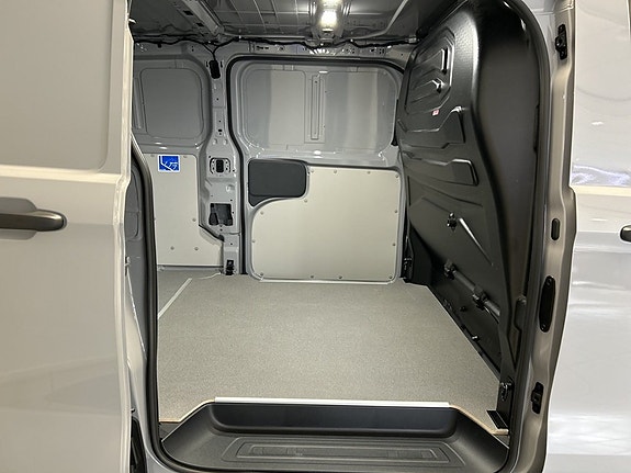 Volkswagen Transporter 7 of 9