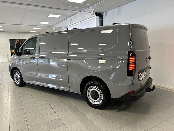 Volkswagen Transporter 2 of 9