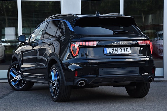 Lynk & Co 01 5 of 29