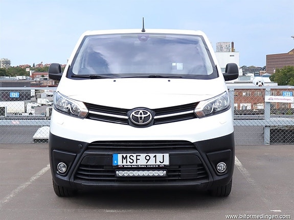 Toyota Proace 24 of 24