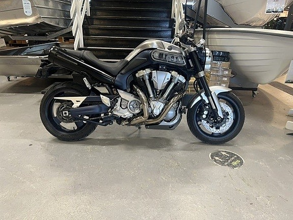 Yamaha MT-01