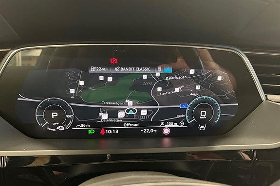 Audi Q8 14 of 23