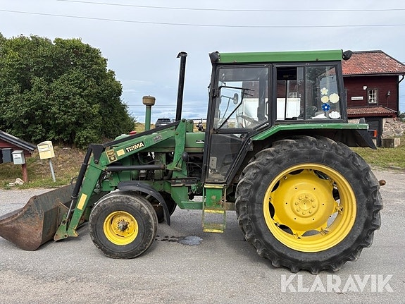 Veterantraktor John Deere 2040 utan redskap 2 of 6