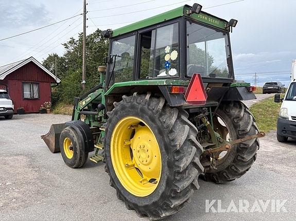 Veterantraktor John Deere 2040 utan redskap 3 of 6