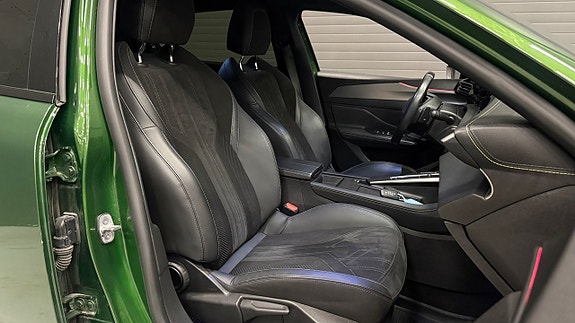 Peugeot 308 19 of 30
