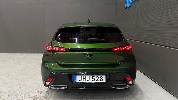 Peugeot 308 8 of 30