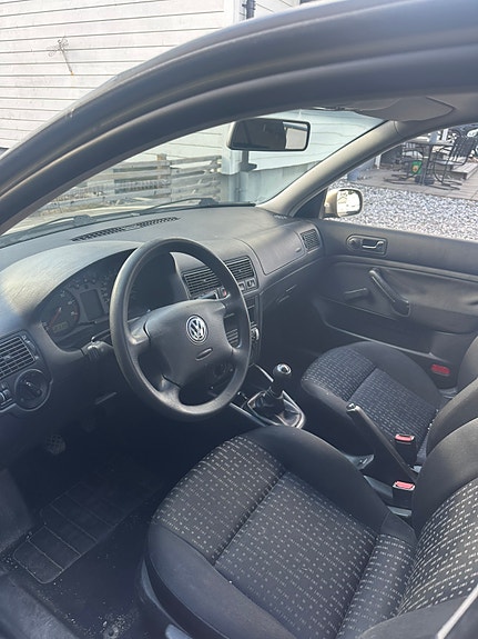 Volkswagen Golf IV 8 of 8