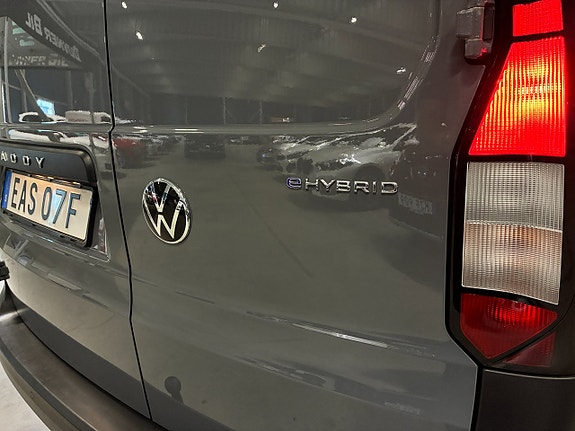 Volkswagen Caddy 12 of 26