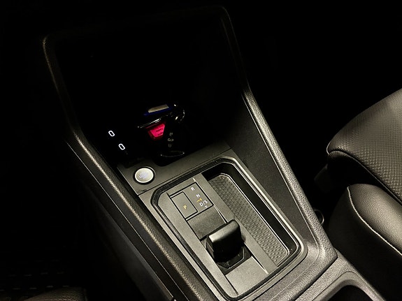 Volkswagen Caddy 23 of 26