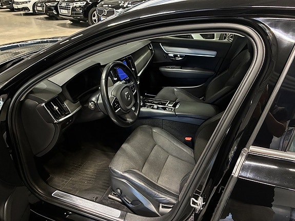 Volvo V90 8 of 15