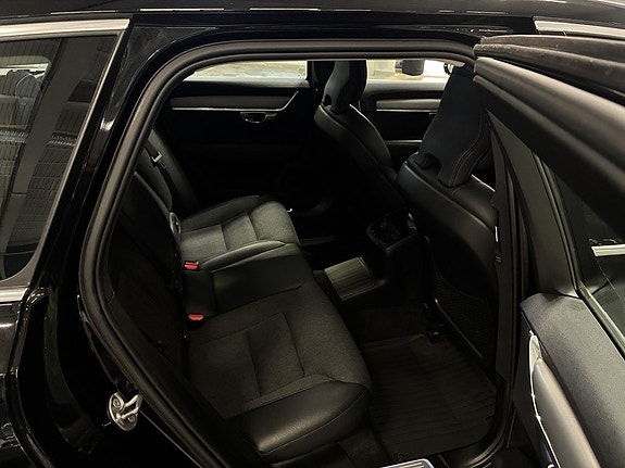Volvo V90 10 of 15