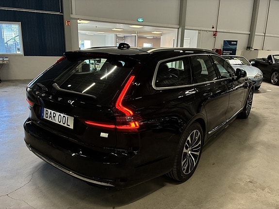 Volvo V90 3 of 15