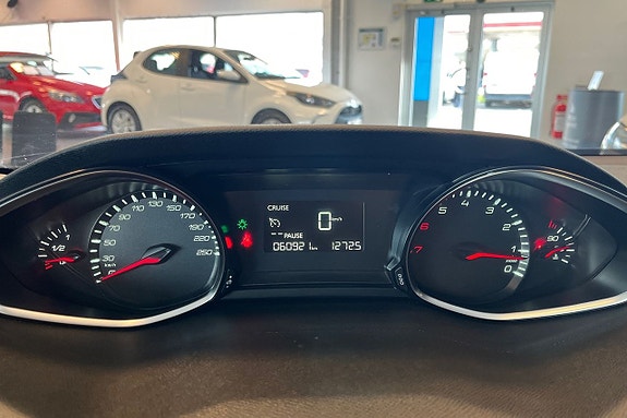 Peugeot 308 15 of 27