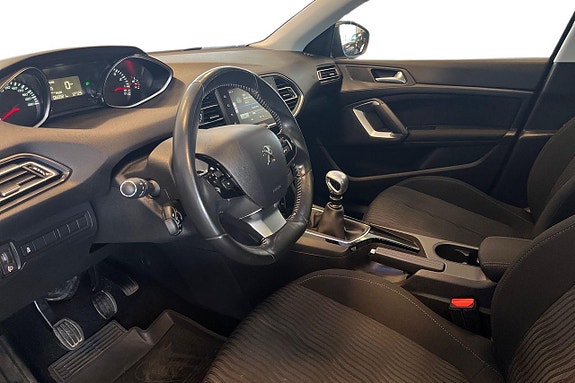 Peugeot 308 11 of 27