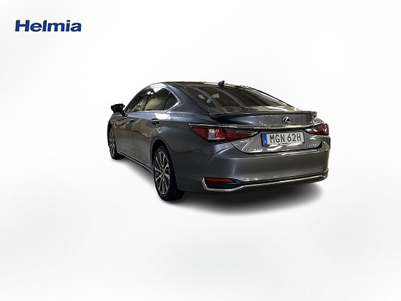 Lexus ES300h 3 of 15