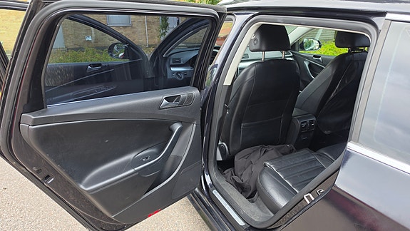 Volkswagen Passat 7 of 13