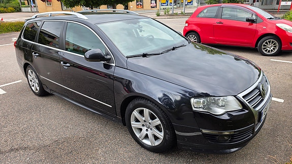 Volkswagen Passat 3 of 13