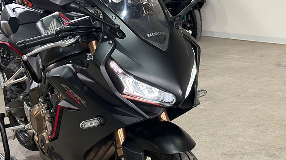 Honda Powersports CBR650R Akrapovic Helsystem 0kr insats 5 of 13