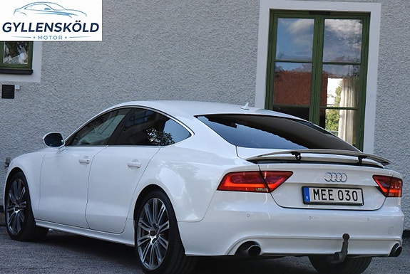Audi A7 2 of 17