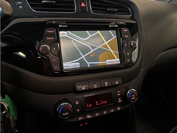 Kia Ceed 15 of 24