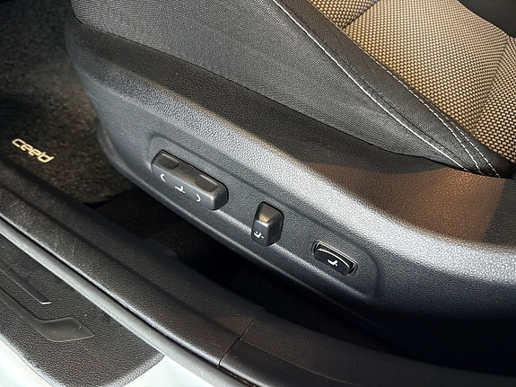 Kia Ceed 13 of 24