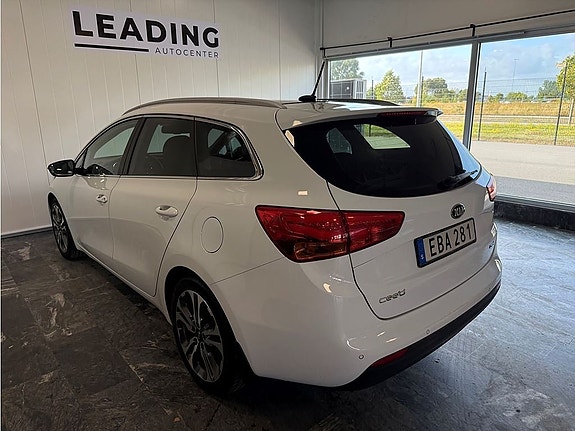 Kia Ceed 2 of 24