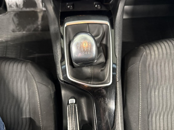 Peugeot 308 14 of 14