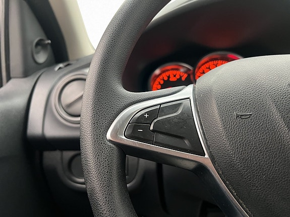 Dacia Sandero 12 of 24