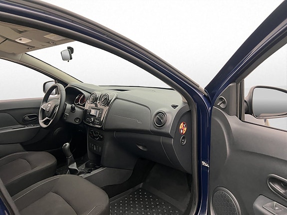 Dacia Sandero 18 of 24