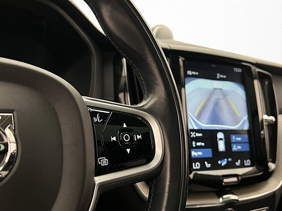 Volvo XC60 19 of 30