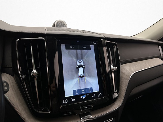 Volvo XC60 21 of 30