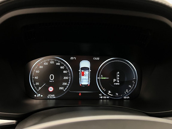 Volvo XC60 17 of 30
