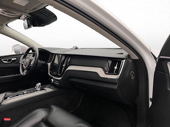 Volvo XC60 29 of 30