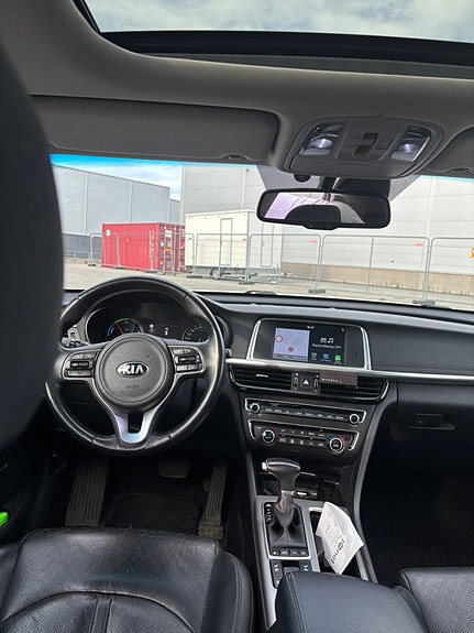 Kia Optima 4 of 9