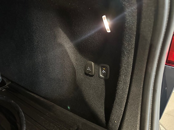 Volvo V60 9 of 20