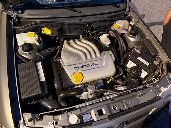 Opel Astra 12 of 12