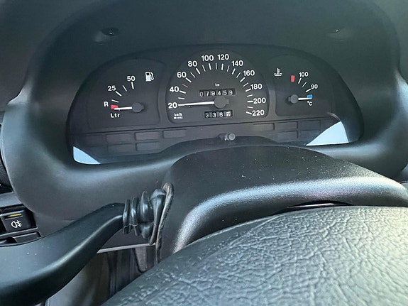 Opel Astra 10 of 12