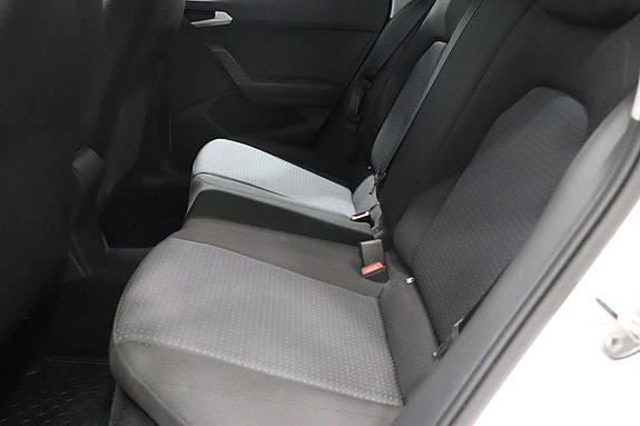 Seat Arona 8 of 10